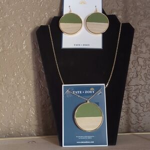 Tate + Zoey Necklace and Earrings set